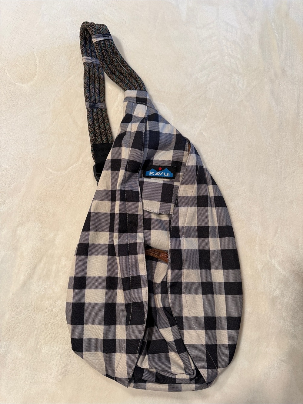Kavu Black & White Plaid Rope Sling Bag
